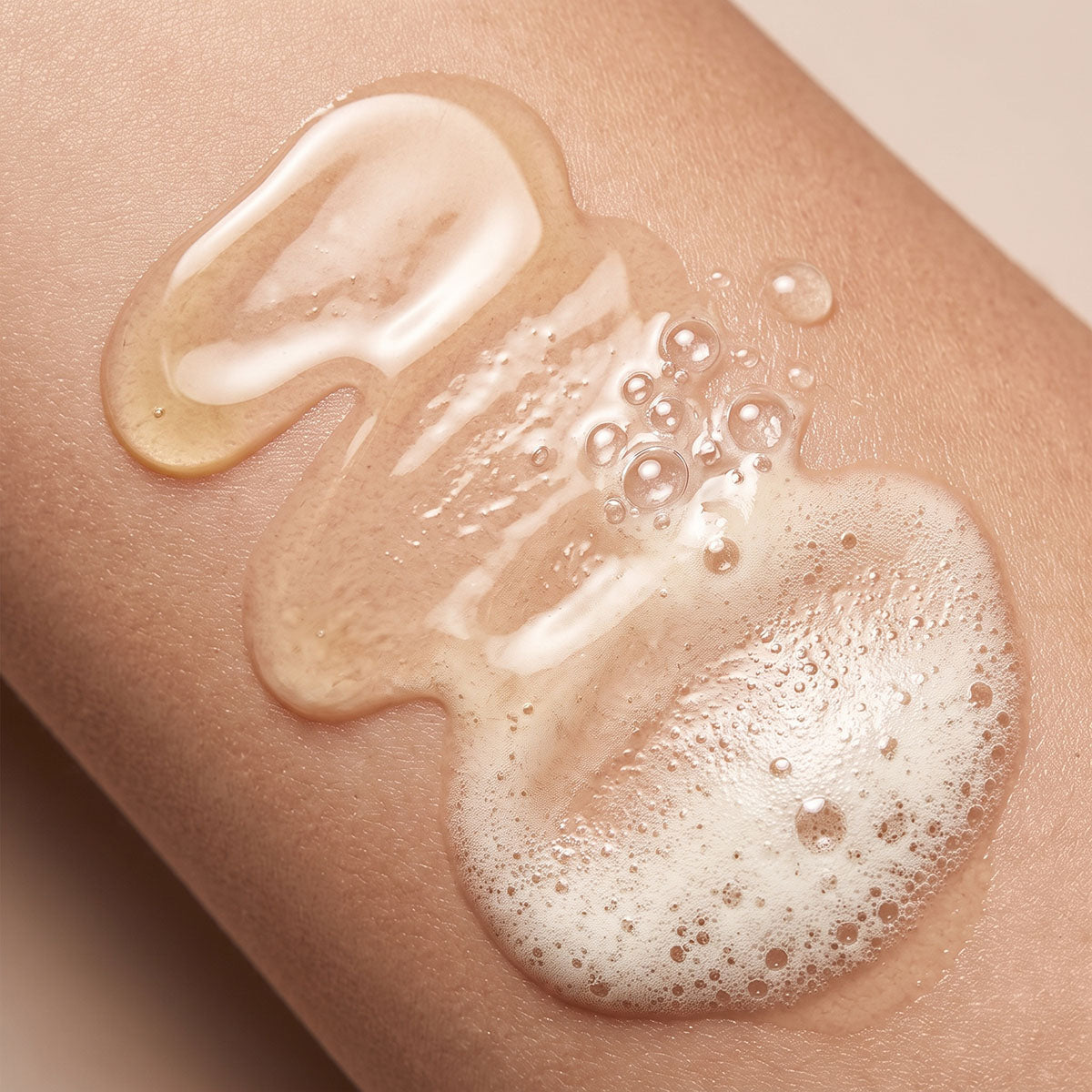 Balancing Oil Cleanser (Neroli Extract + Yuzu)